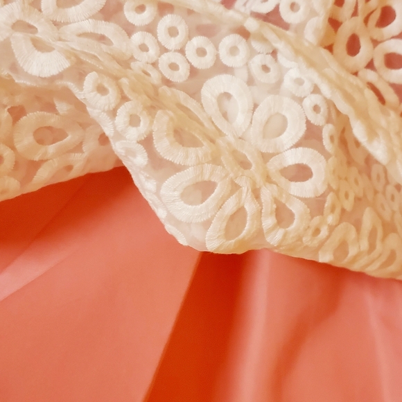 😊 Baby girls dress 👗 - Picture 4 of 4